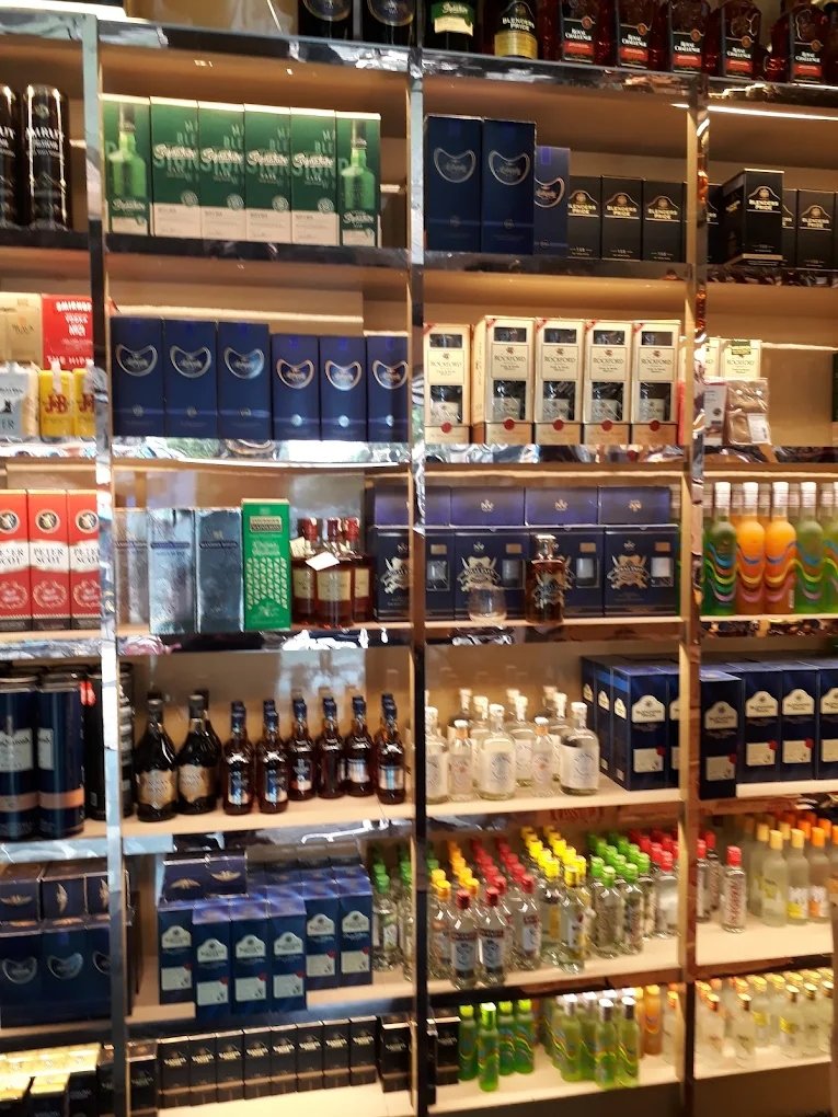 Patil Wines Store Shelves & Curation